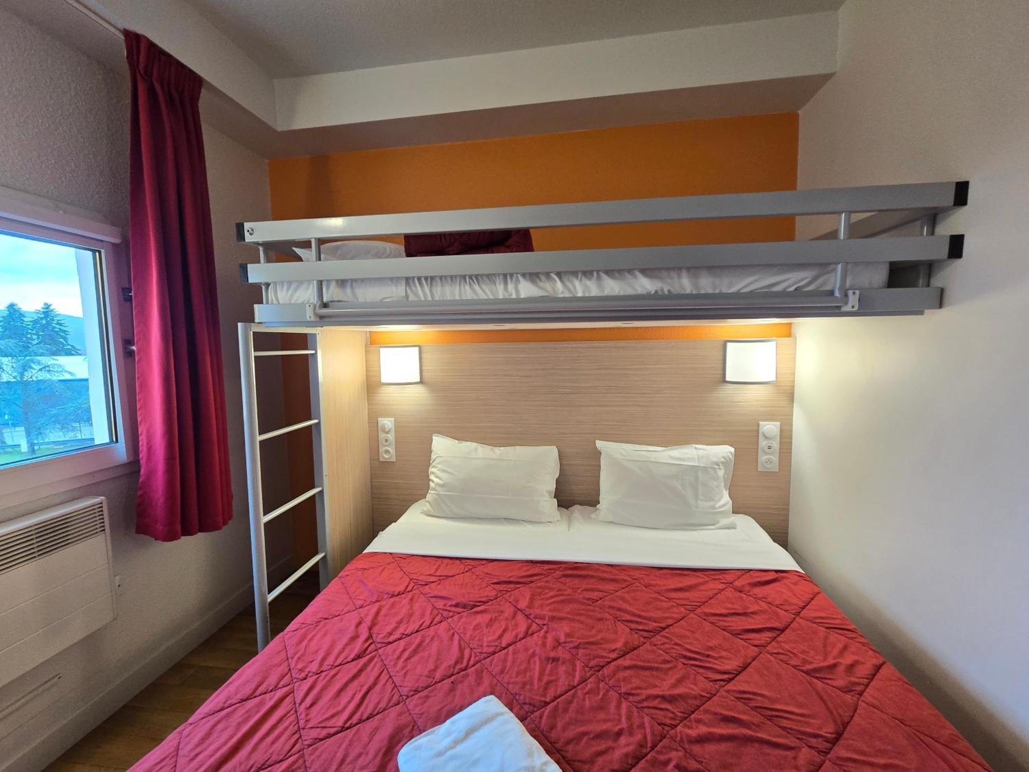 Premiere Classe Troyes Sud - Parc St Thibault Bucheres Екстер'єр фото
